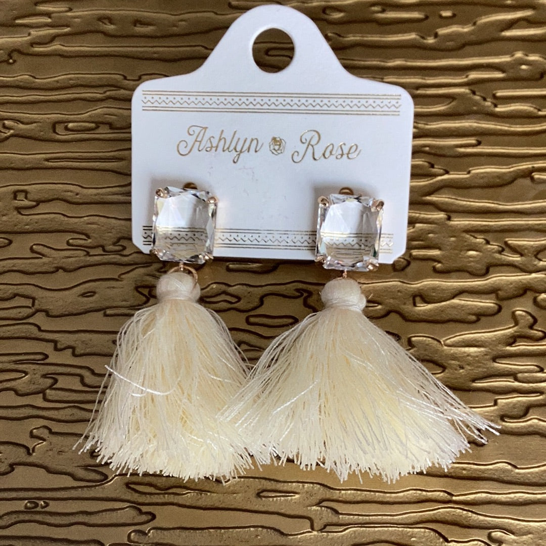 Earrings white