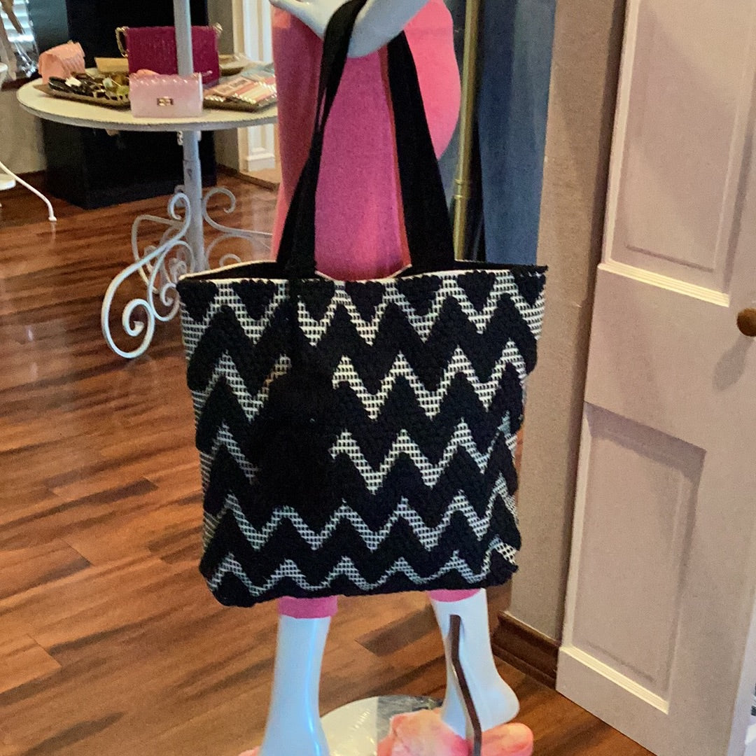 Black & Cream textured tote