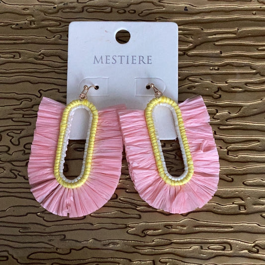 Earrings light pink