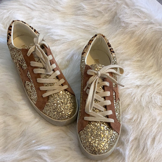 Skylar gold shoes