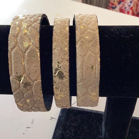 Grey cuff bracelet set