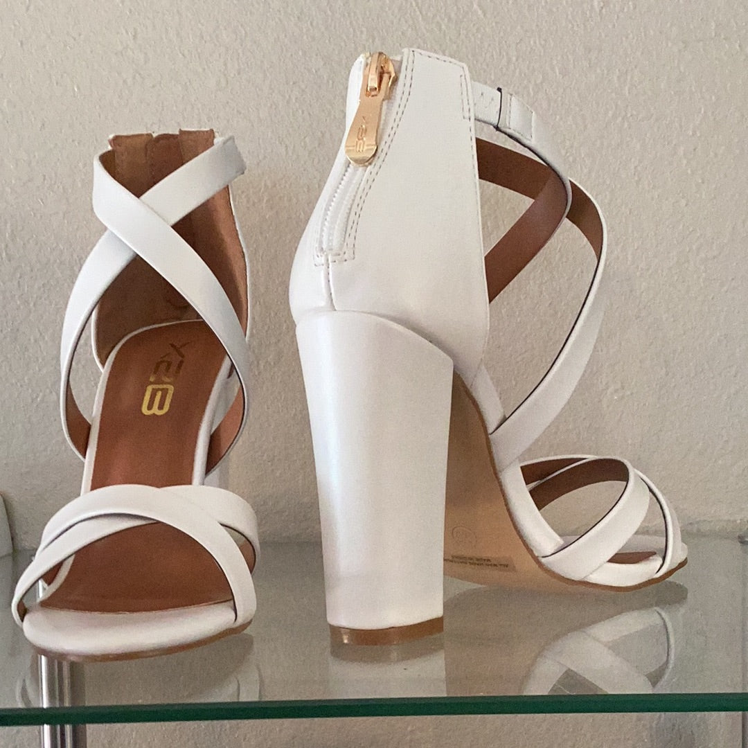 Kimberly white heel